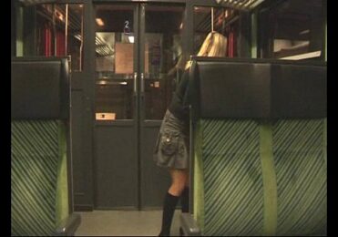 Public Amateur – Blond Sex in Train