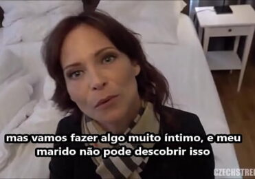 Coroa safada fudendo – Syren De Mer – Legendado PT – BR