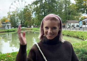 Exclusive pissing on a Ferris wheel!!!