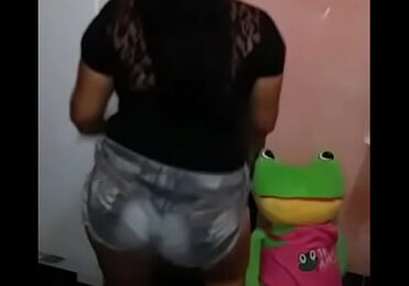 GORDINHA SAFADA DANÇANDO FUNK
