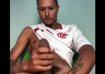 Gosta de uma punheta?