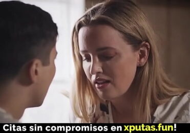 Hot Blonde Stepmom Wants Sex. Family Taboo, Spanish sub