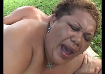 RAndy chubby babe getting fucked